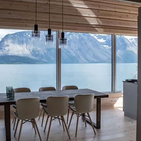 Sommarbukt Bjorka - Panoramic Fjord For Families Casa de Férias *